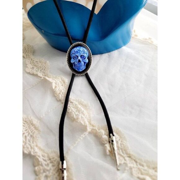 Royal Blue Sugar Skull Silver Tip Black Western Southwest Bolo Tie Necklace Pend - Picture 2 of 6
